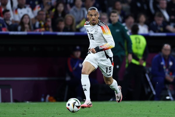 萨内本赛季在34场代表拜仁的比赛中孝顺8球4助攻体育集锦