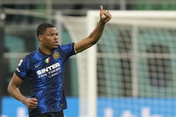 两回合总比分4-1晋级八强体育录像/图片